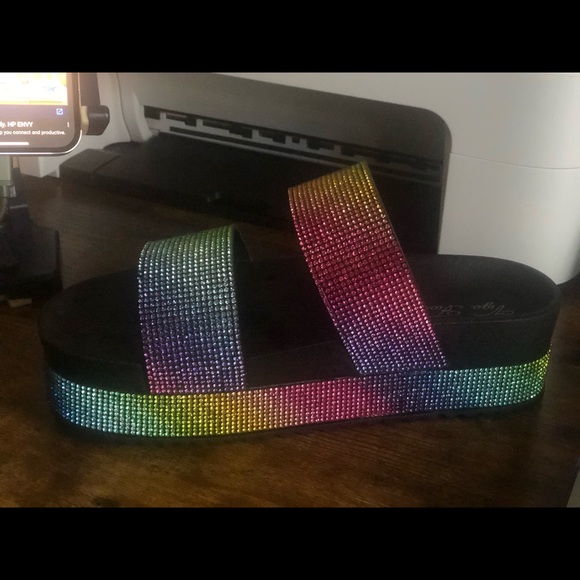 Multi-Colored Rhinestone sandals - Picture 4 of 5